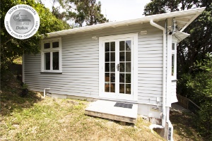 WADESTOWN: Wadestown Road, Wellington